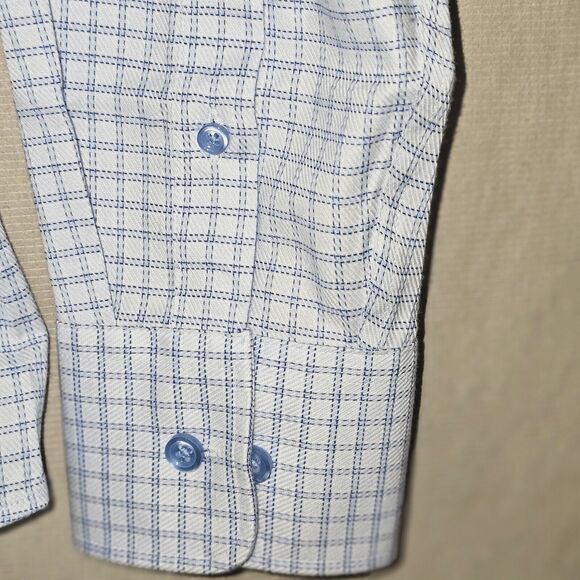 Men's Blue Checkered Casual Button Down Shirt - Picture 10 of 14